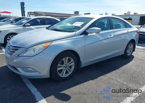 2013 Hyundai Sonata Gls z USA, uszkodzony, nr VIN 5NPEB4AC6DH655210